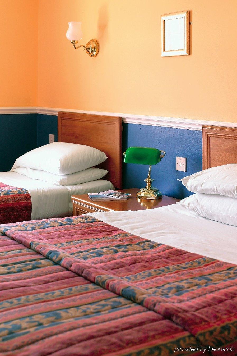 Worcester Bank House Hotel Spa & Golf; BW Premier Collection Bransford Стая снимка